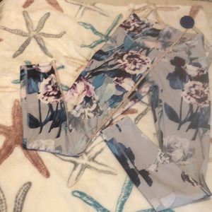 Xtra small fabletics exercise leggings no tags barely worn